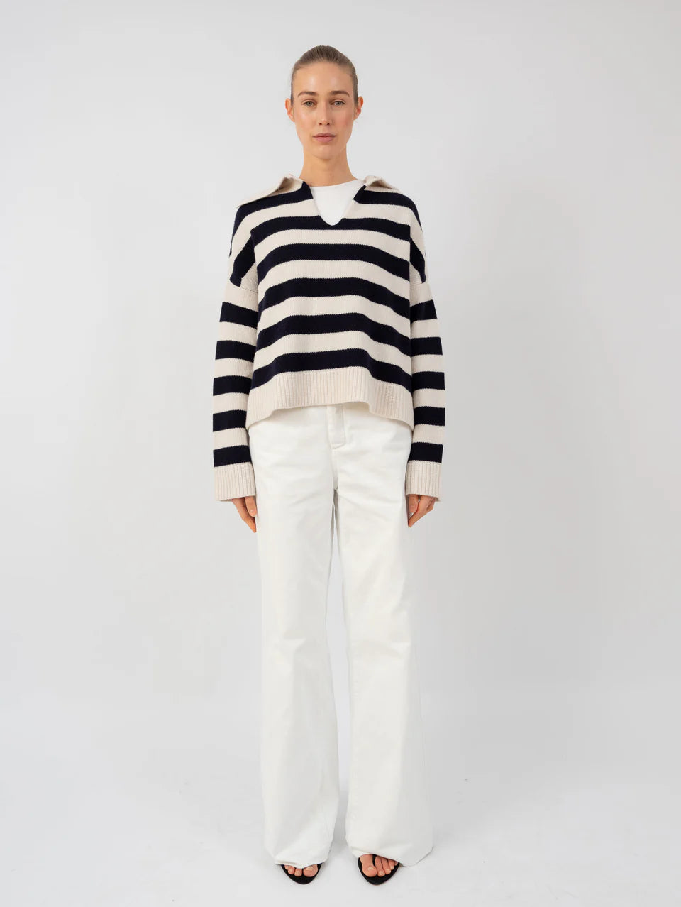 Gestreifter Pullover in creme/blau