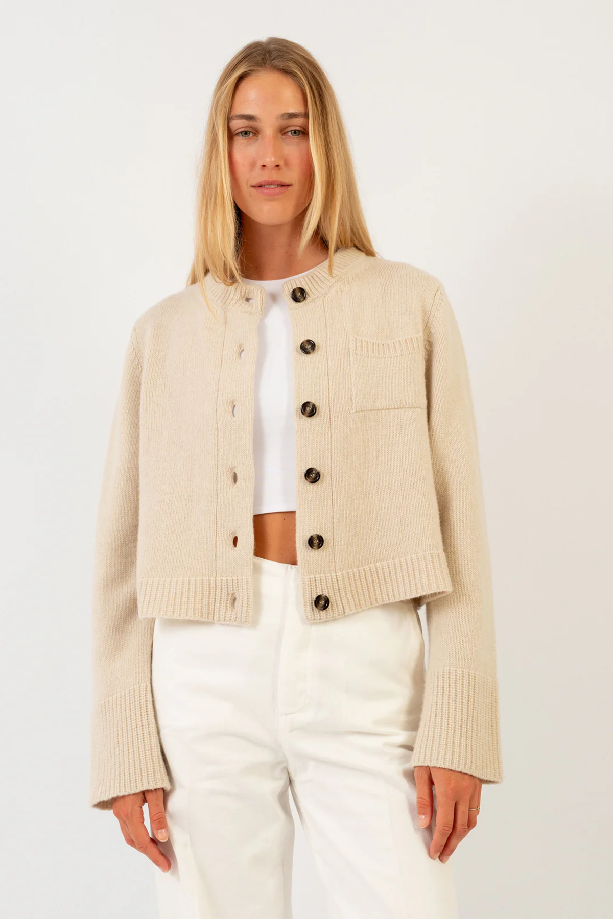 Strickjacke Lilly beige Anna V Berg - C.Wirschke Düsseldorf