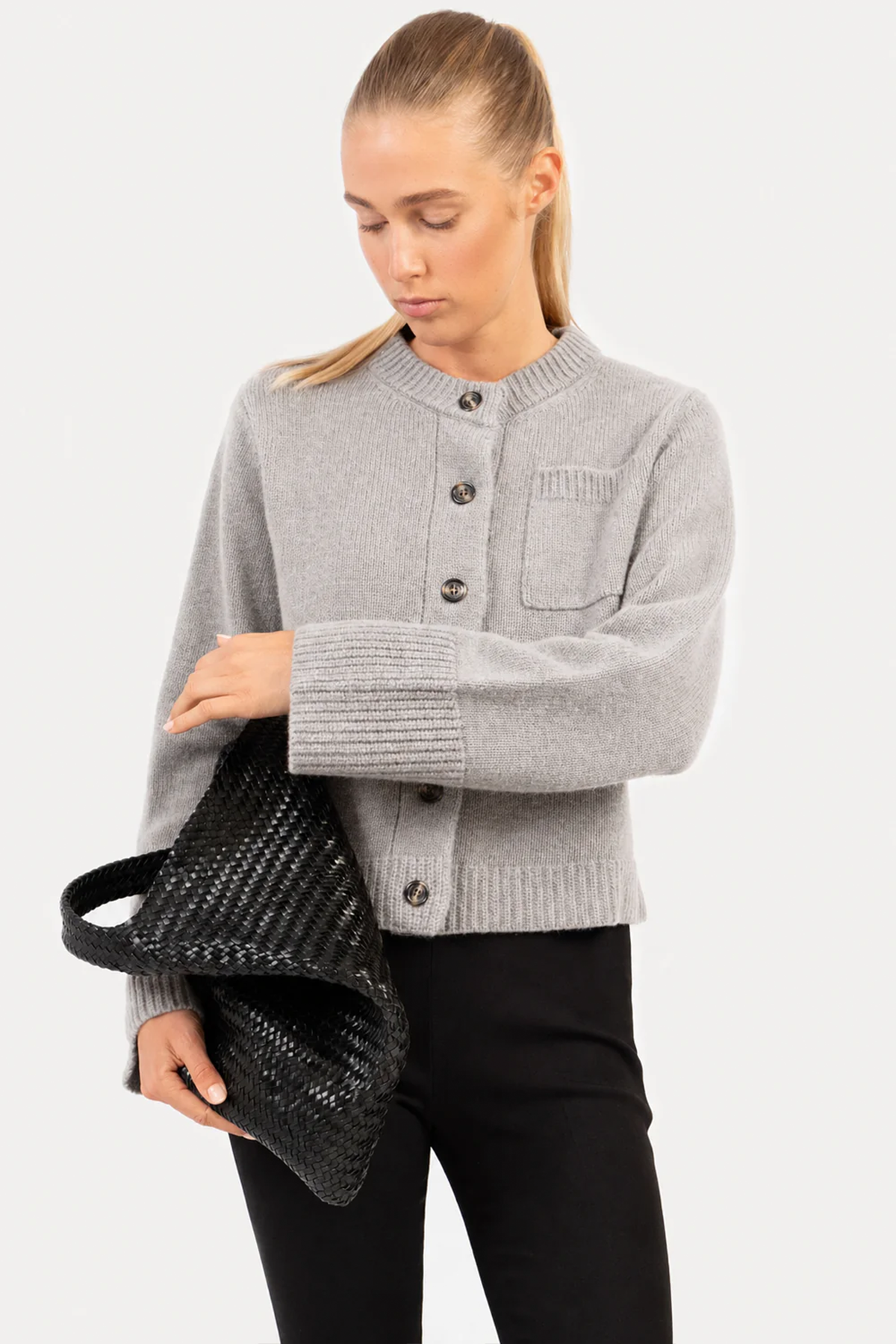 Strickjacke Lilly grau Anna V Berg - C.Wirschke Düsseldorf