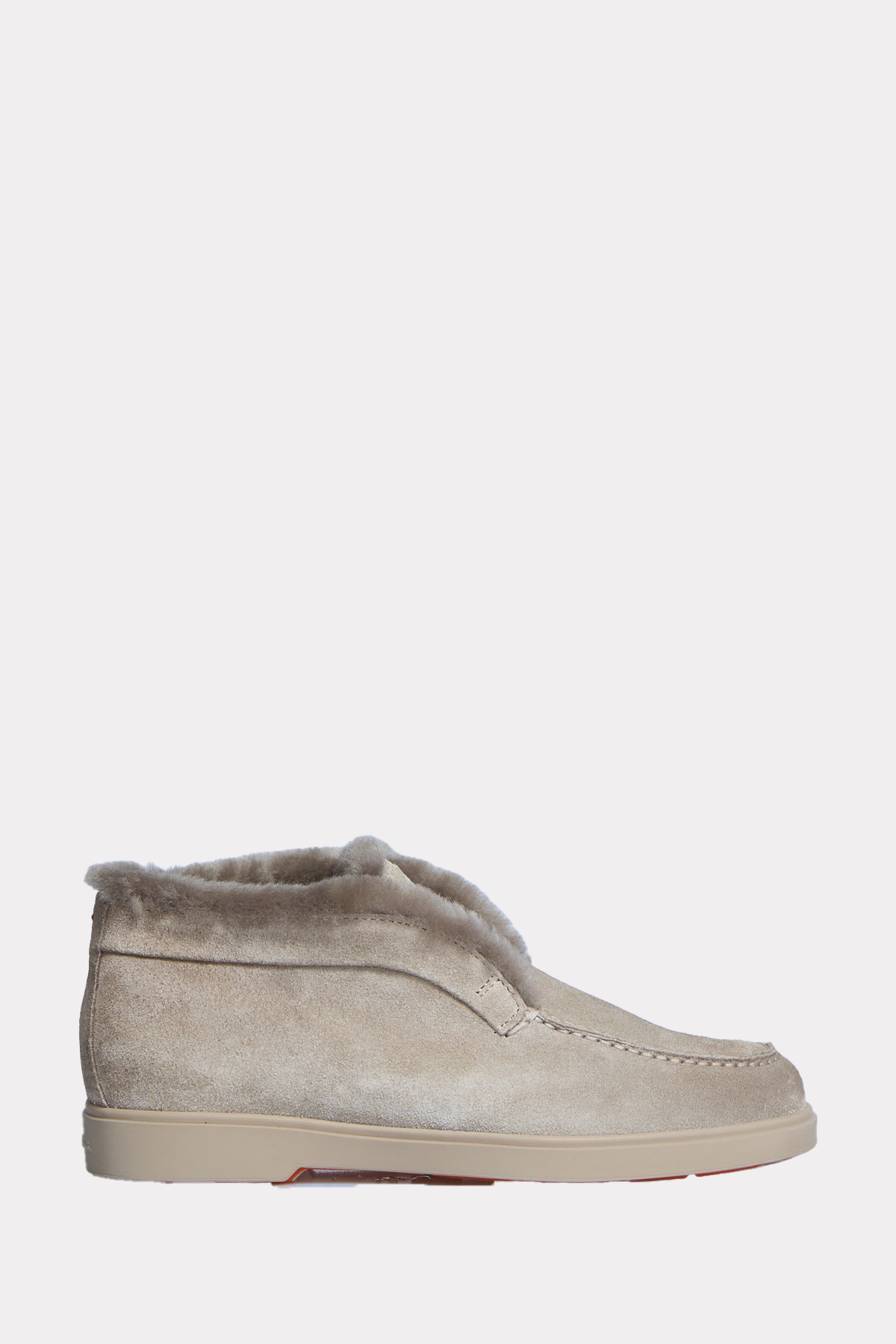 Boots in beige