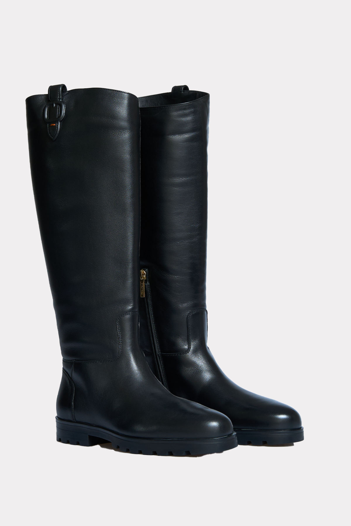 Boots in black