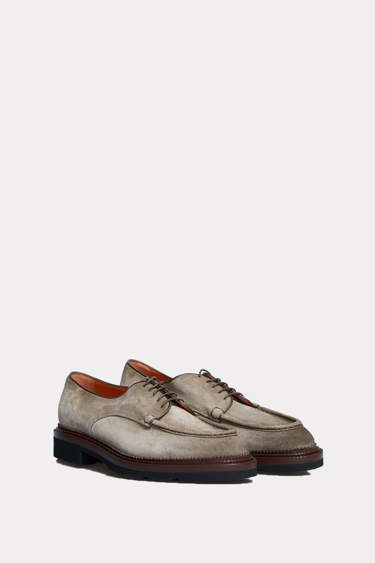 Lace-up shoe in taupe