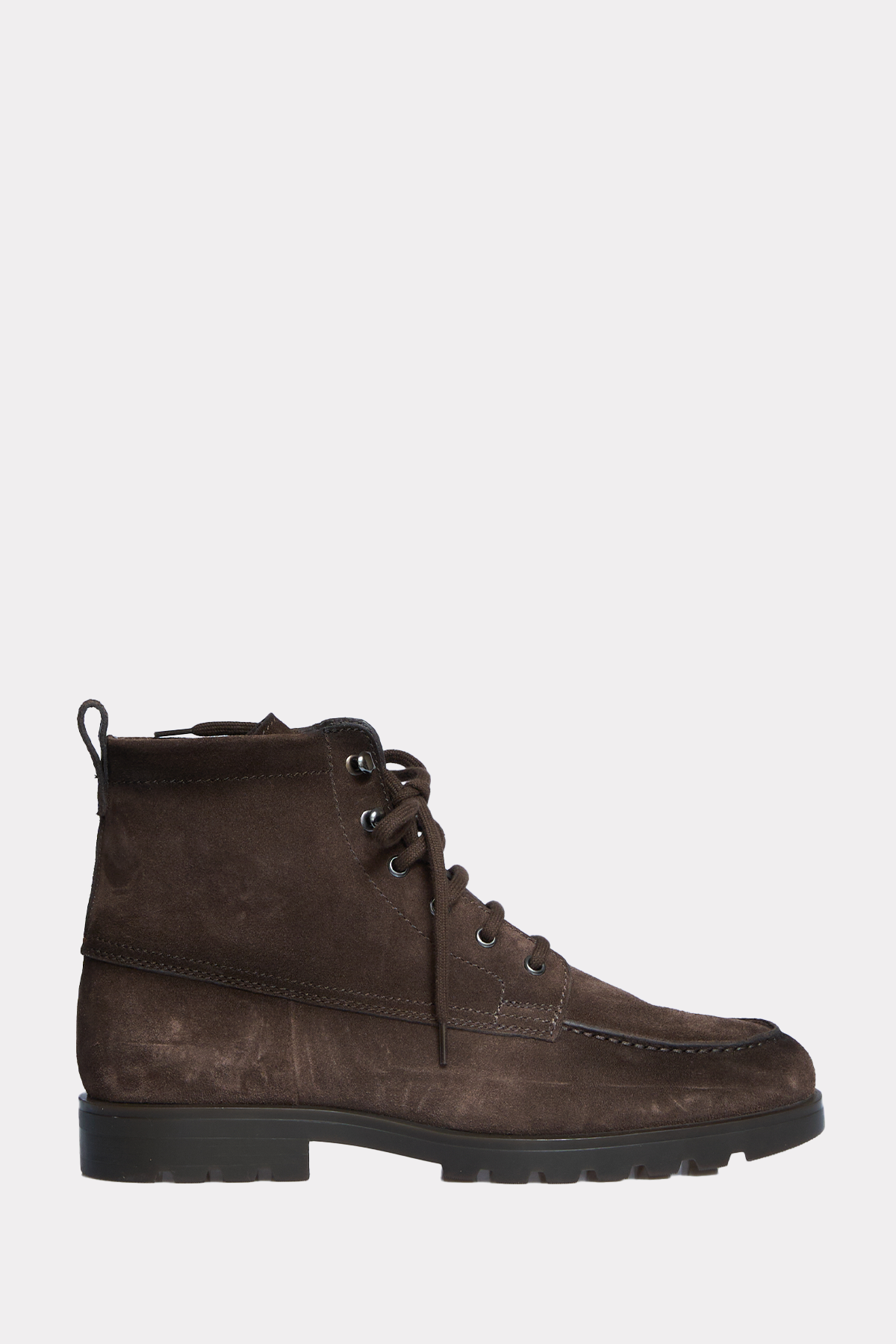 Lace-up boots in brown