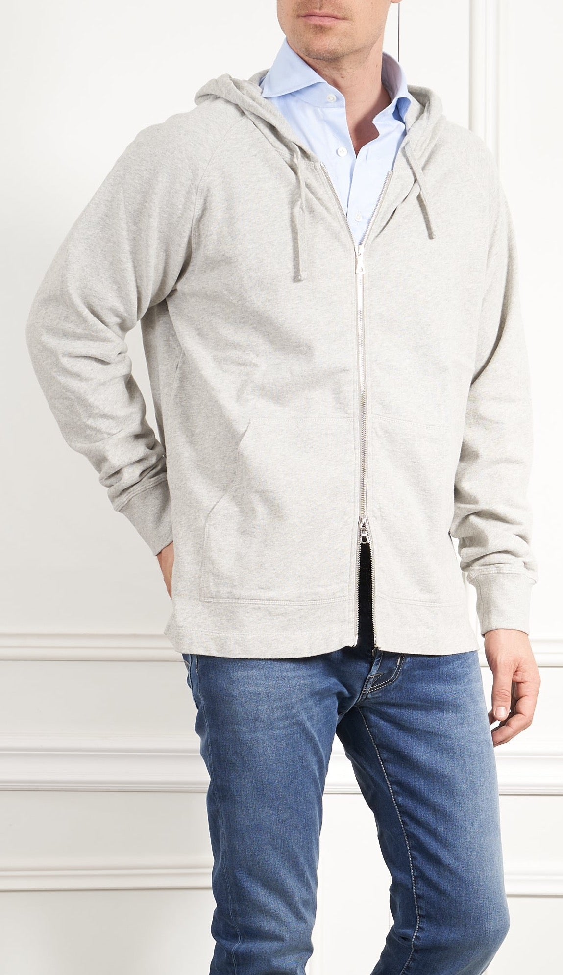 Sweatshirtjacke in grau